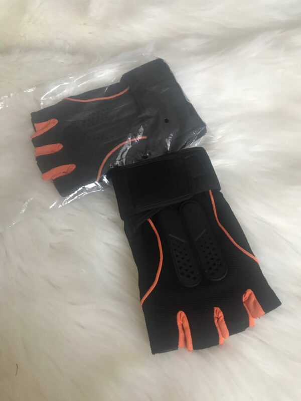Gym Gloves (orangelines)